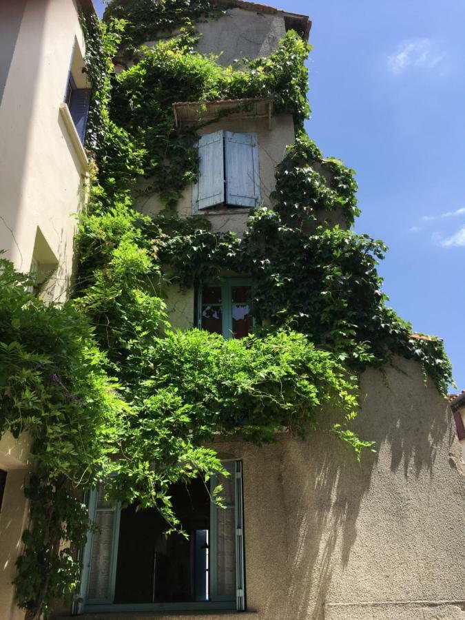 基扬Entre L'Eglise Et La Place别墅 外观 照片